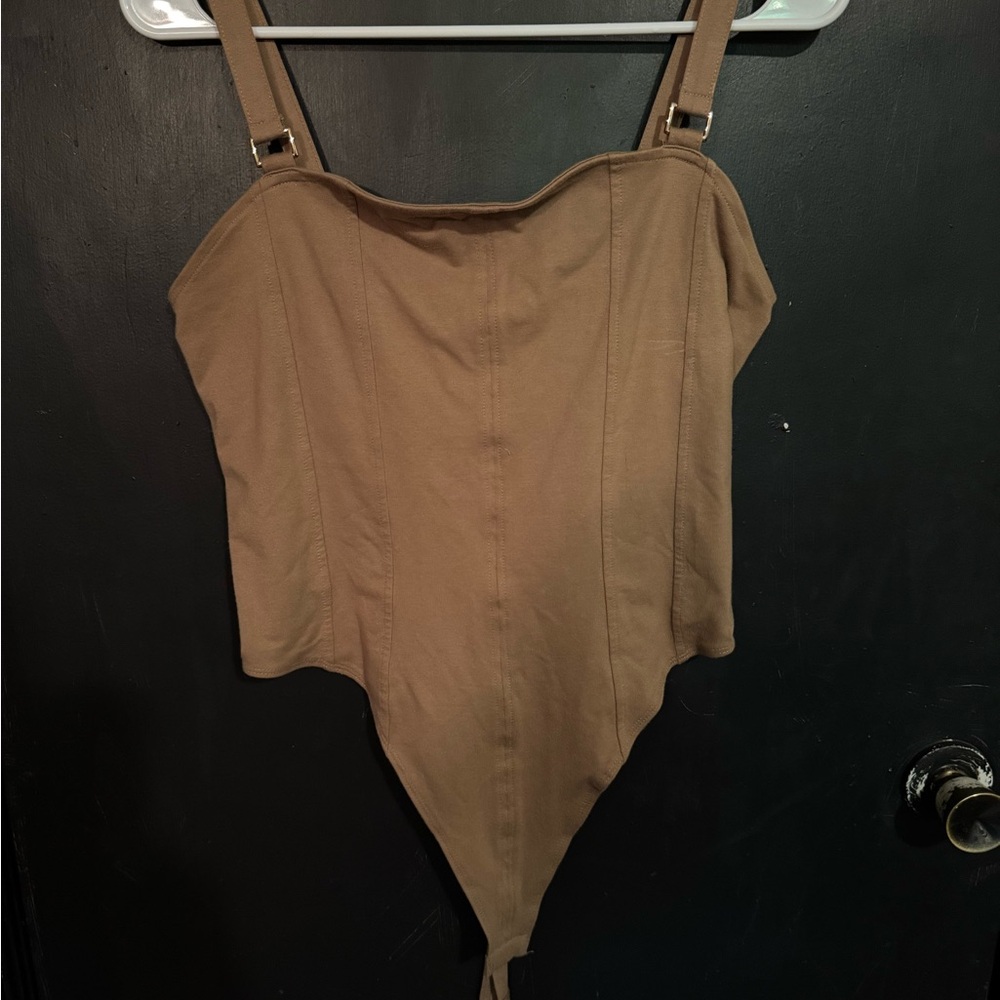 H&M Tan Sleeveless Bodysuit
